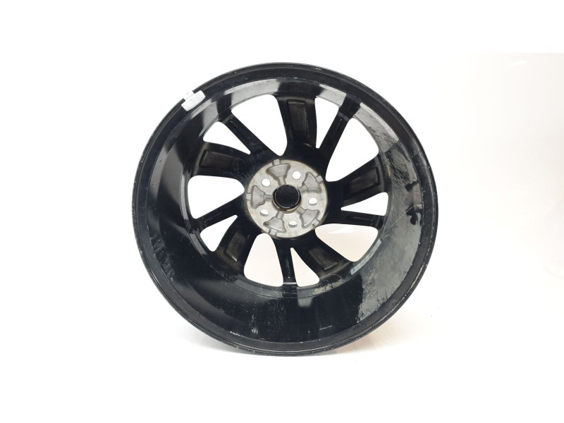 Recambio de llanta para mg zs luxury referencia OEM IAM 10598024  