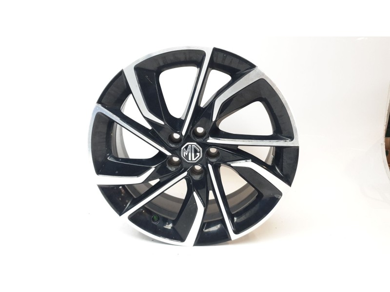 Recambio de llanta para mg zs luxury referencia OEM IAM 10598024  
