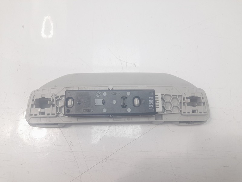 Recambio de asidero techo trasero derecho para mercedes-benz clase c (w205) familiar 2.1 cdi cat referencia OEM IAM A0998150100 