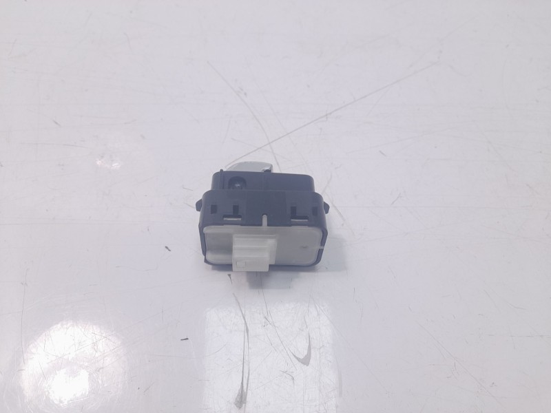 Recambio de interruptor para mercedes-benz clase c (w205) familiar 2.1 cdi cat referencia OEM IAM A2056980189  