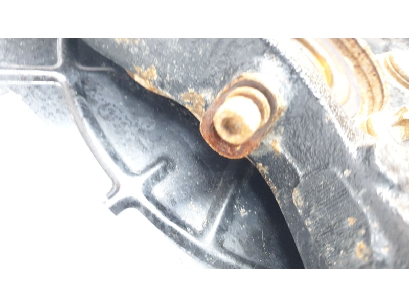 Recambio de mangueta trasera izquierda para jeep renegade limited 4x4 referencia OEM IAM 51942807  