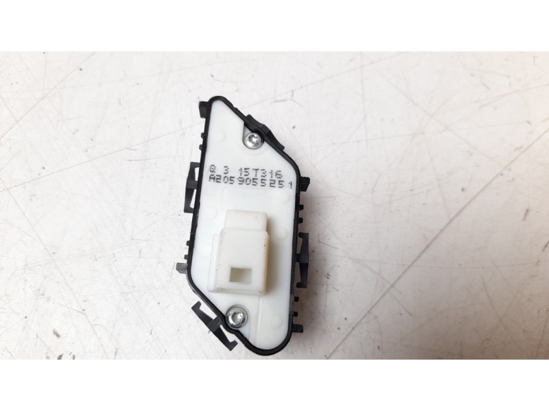Recambio de interruptor para mercedes-benz clase c (w205) familiar 2.1 cdi cat referencia OEM IAM 205905525  