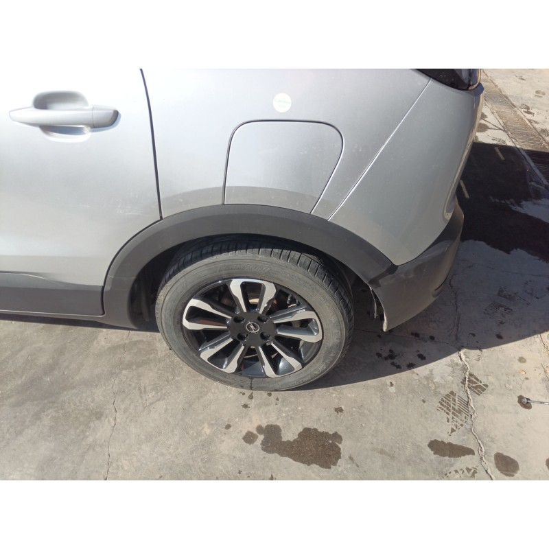 Recambio de aletin trasero izquierdo para opel crossland x / crossland (p17, p2qo) 1.2 (75) referencia OEM IAM   