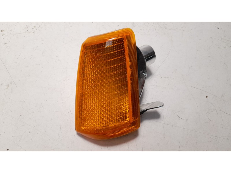 Recambio de piloto delantero izquierdo para peugeot 205 berlina referencia OEM IAM PG0174004 103F17091131 PG0174004