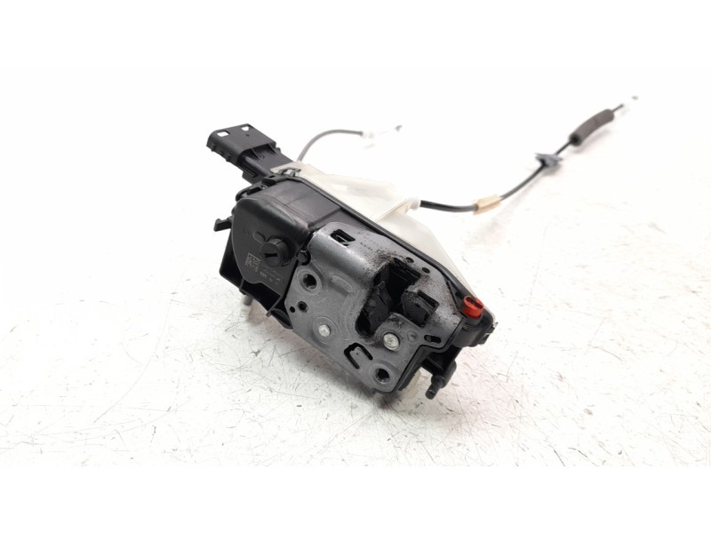 Recambio de cerradura puerta trasera derecha para citroen c4 cactus shine referencia OEM IAM 9819038880  