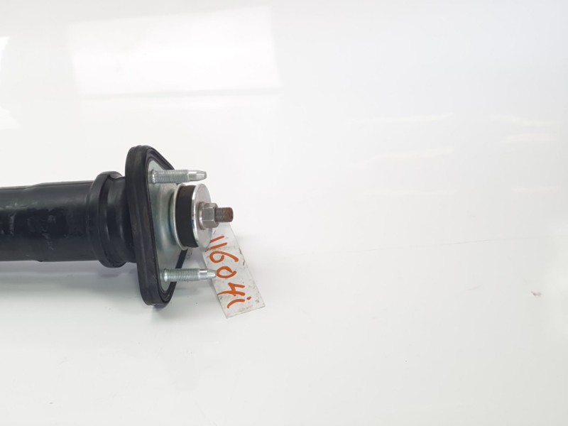 Recambio de amortiguador trasero izquierdo para lexus xe2 is300h referencia OEM IAM 4853053421  
