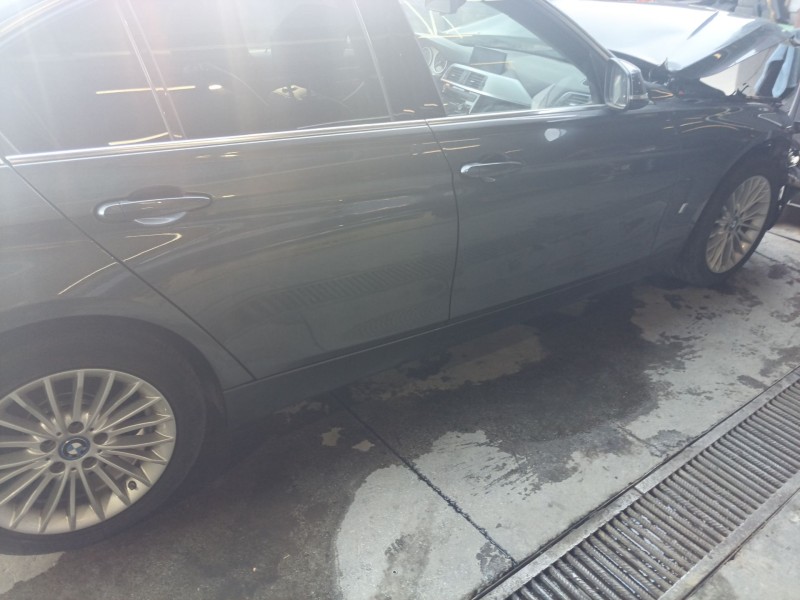 Recambio de estribos laterales para bmw 3 (f30, f80) 330 e referencia OEM IAM   