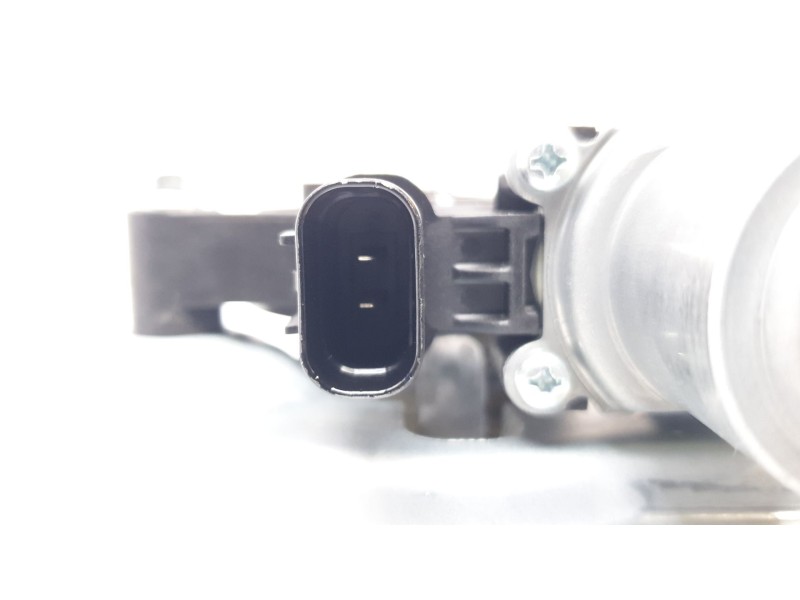 Recambio de elevalunas trasero derecho para kia sportage (nq5) concept referencia OEM IAM 83402R2000  