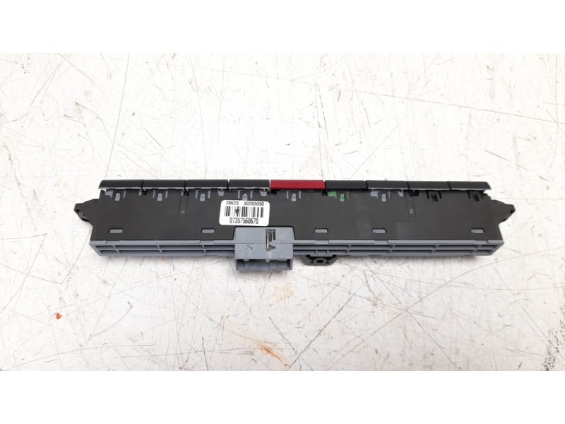Recambio de warning para fiat panda (319) base (2020) referencia OEM IAM 7357560670  
