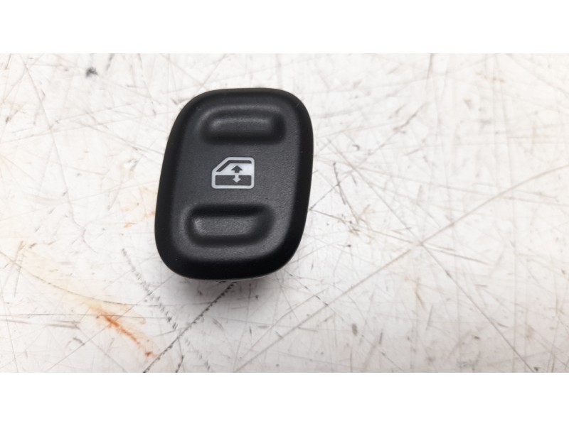 Recambio de mando elevalunas delantero derecho para fiat panda (319) base (2020) referencia OEM IAM 735536760  