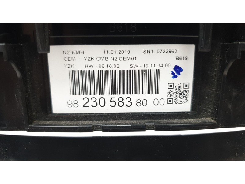 Recambio de cuadro instrumentos para citroën c3 1.2 12v e-thp referencia OEM IAM 9823058380  