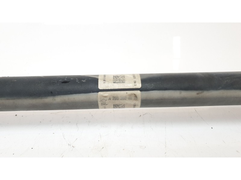 Recambio de transmision trasera derecha para mercedes-benz clase c (w205) lim. c 200 (205.077) referencia OEM IAM A2053504019  