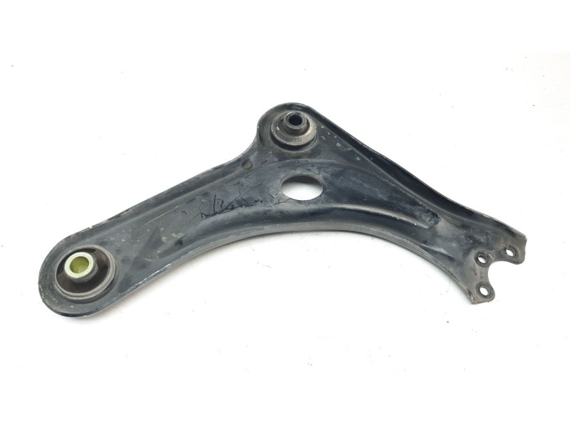 Recambio de brazo suspension delantero izquierdo para citroën c4 cactus shine referencia OEM IAM 9845235580  