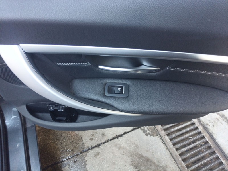 Recambio de mando elevalunas trasero derecho para bmw 3 (f30, f80) 330 e referencia OEM IAM   