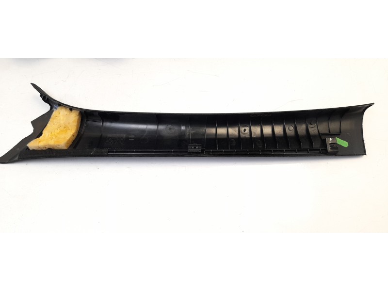 Recambio de moldura para mercedes-benz clase c (w204) lim. 2.1 cdi cat referencia OEM IAM A2046902226  