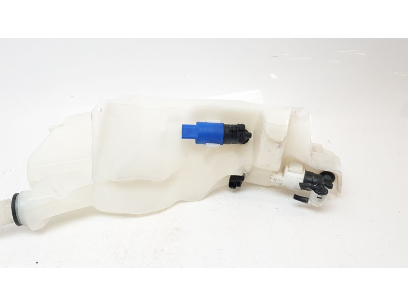 Recambio de deposito limpia para jaguar f-pace (x761) 2.0 sd4 awd referencia OEM IAM HK8317B613B  
