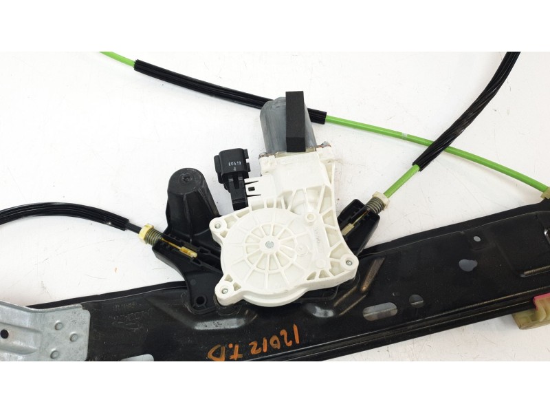 Recambio de elevalunas trasero derecho para jaguar f-pace (x761) 2.0 sd4 awd referencia OEM IAM HK8327001AB  