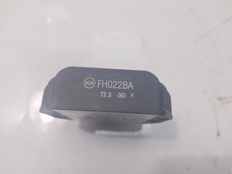 Recambio de regulador de corriente para yamaha tracer 900 referencia OEM IAM FH022BA  