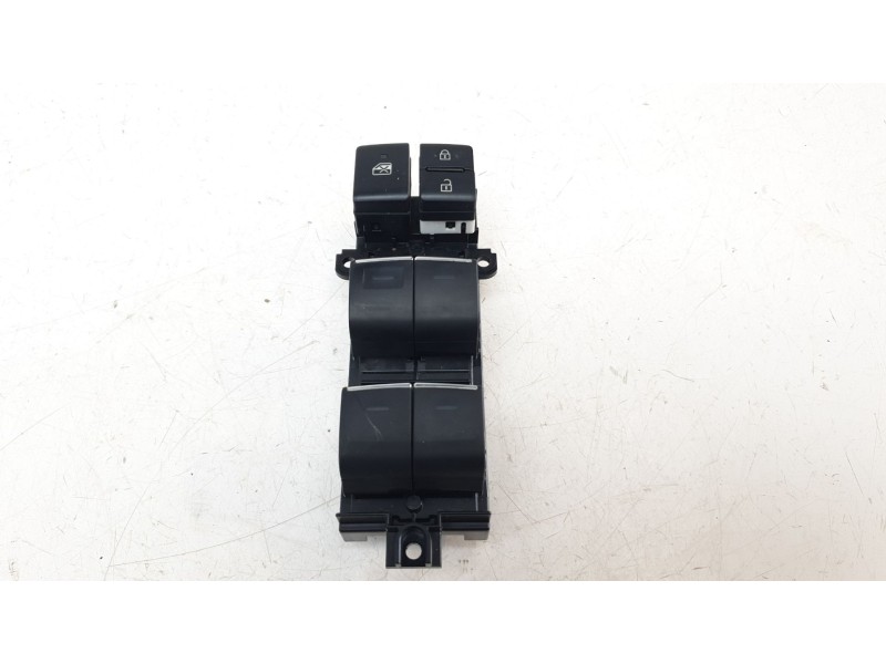 Recambio de mando elevalunas delantero izquierdo para toyota corolla station wagon (_e21_) 2.0 hybrid (mzeh12) referencia OEM IA