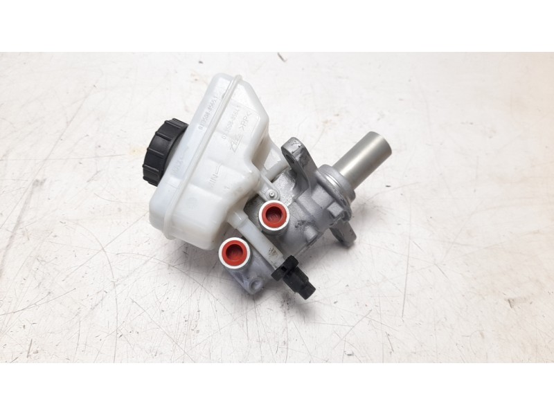 Recambio de bomba freno para jaguar f-pace (x761) 2.0 sd4 awd referencia OEM IAM 03350885651 03350885641 