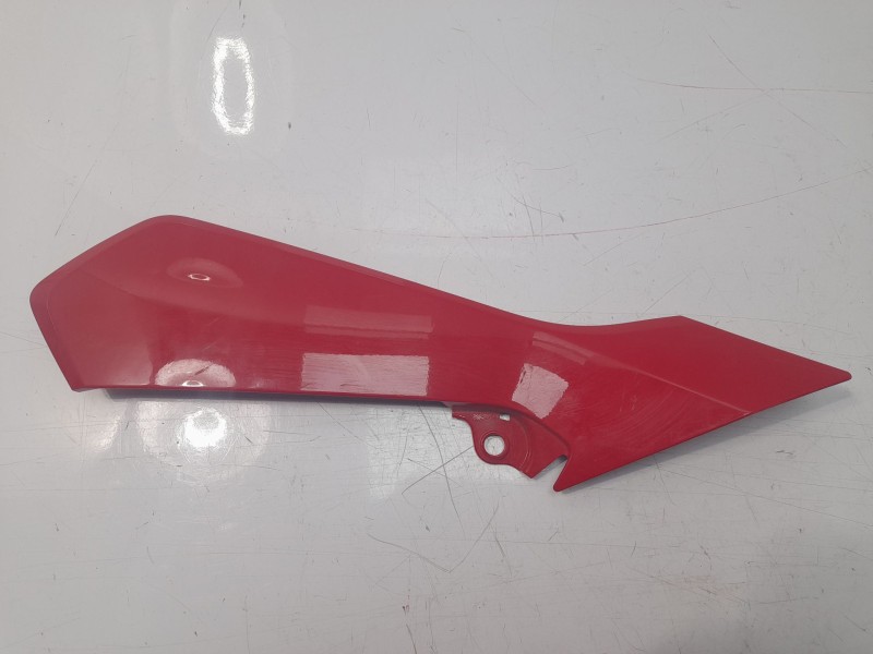 Recambio de moldura para yamaha tracer 900 referencia OEM IAM B5U2171100  