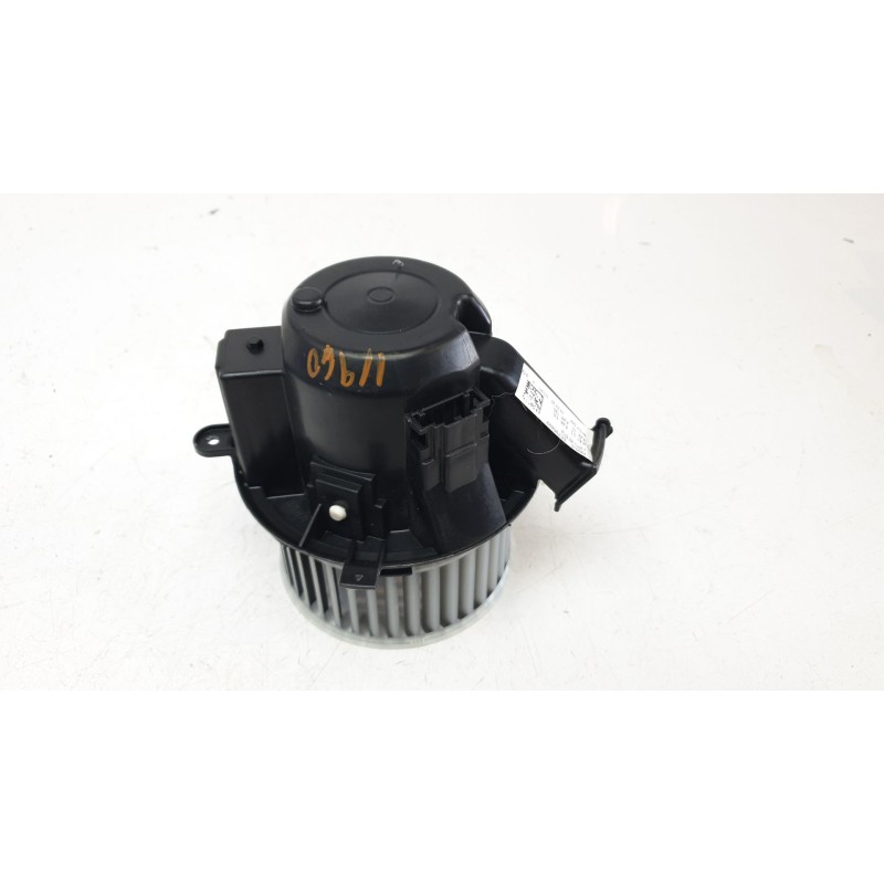 Recambio de ventilador calefaccion para smart fortwo coupe electric drive / eq pull&bear (453.391) referencia OEM IAM A453906020