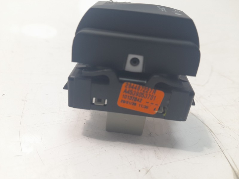 Recambio de interruptor para smart fortwo coupe electric drive / eq pull&bear (453.391) referencia OEM IAM 284487227R  