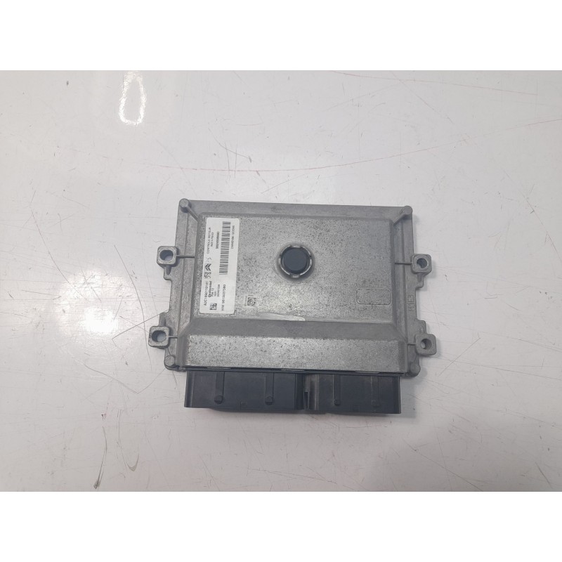 Recambio de centralita motor uce para citroën c3 1.2 12v e-thp referencia OEM IAM 9829598880 A2C1892110101 