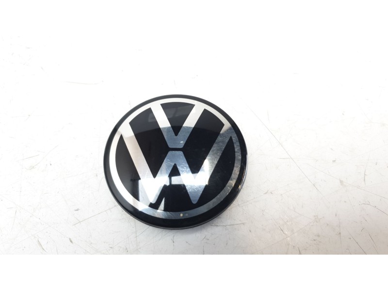 Recambio de tapacubos para volkswagen t-cross life referencia OEM IAM 1S0601171  
