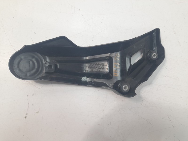 Recambio de moldura para yamaha mt-07 referencia OEM IAM BAT27463  