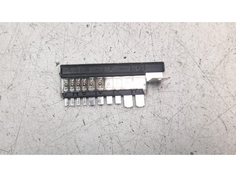 Recambio de caja reles / fusibles para hyundai tucson (nx) maxx 2wd referencia OEM IAM 1898010003  