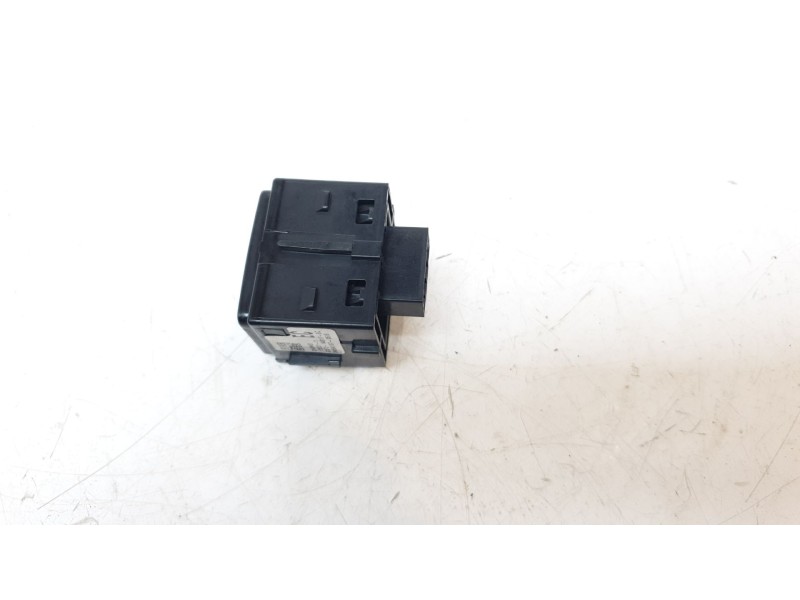 Recambio de interruptor para jaguar f-pace (x761) 2.0 sd4 awd referencia OEM IAM GX7314017EC  