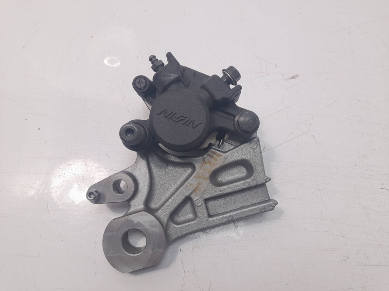 Recambio de pinza de freno trasera derecha para yamaha mt-07 referencia OEM IAM 2DR2580W00  
