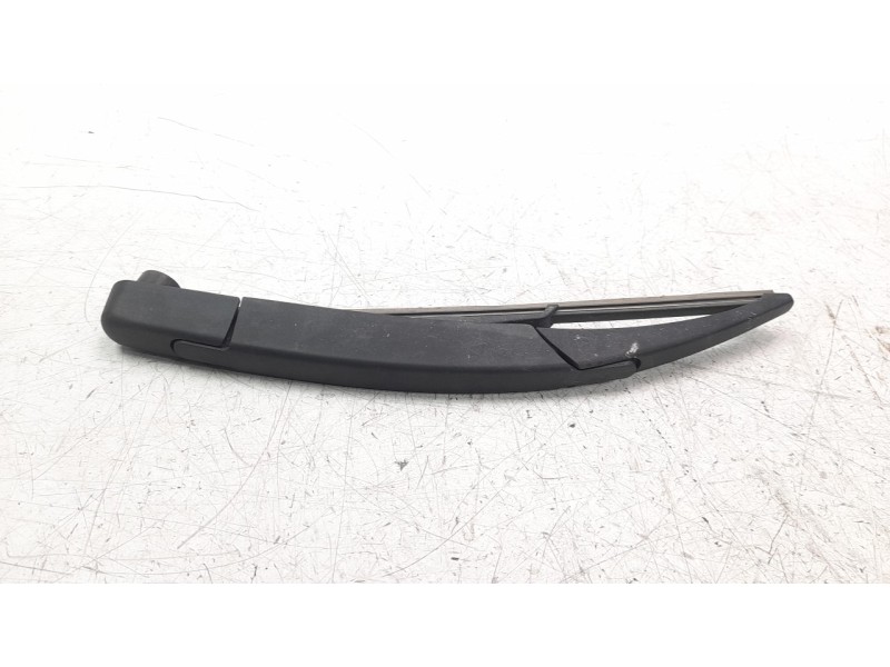 Recambio de brazo limpia trasero para citroen c4 cactus shine referencia OEM IAM 1611872280  