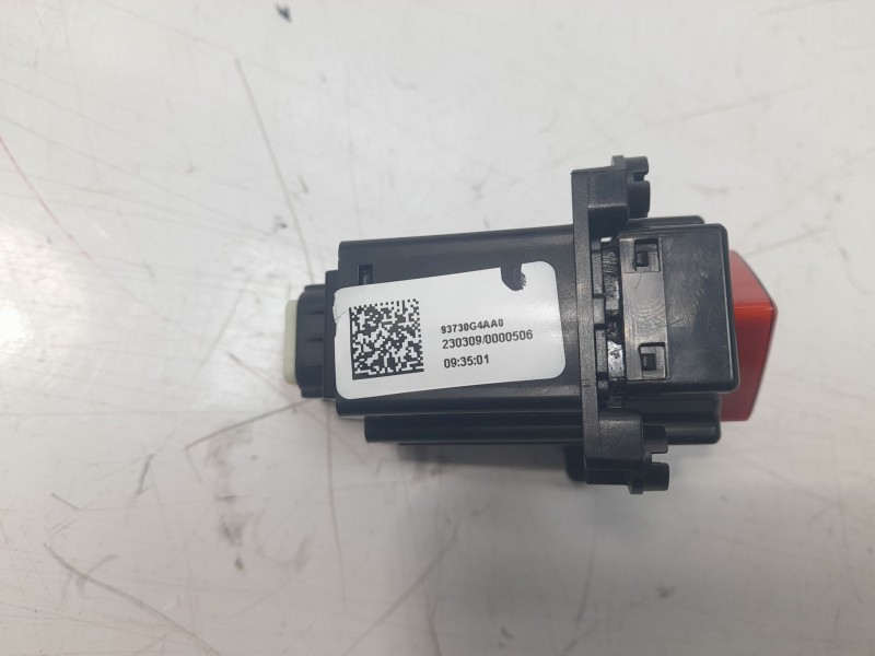 Recambio de warning para hyundai i30 (pd) 1.4 cat referencia OEM IAM 93730G4AA0  