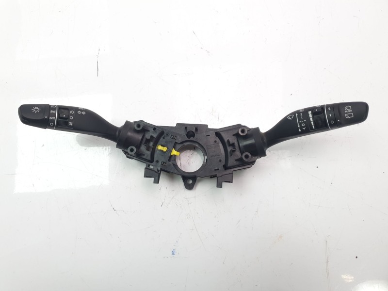 Recambio de mando multifuncion para hyundai i30 (pd) 1.4 cat referencia OEM IAM 93404G4951  