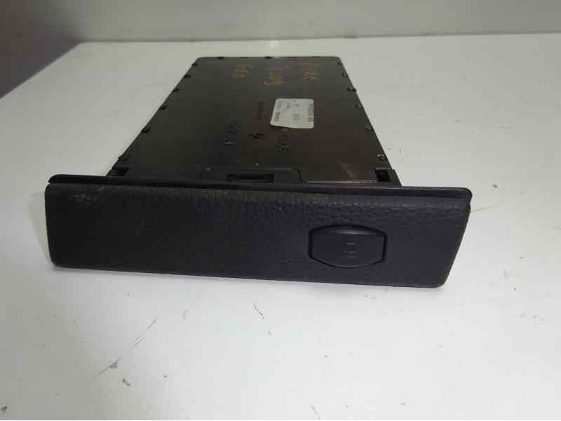 Recambio de embellecedor para bmw serie 5 berlina (e60) 530d referencia OEM IAM   