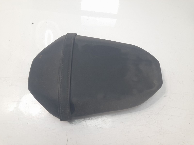 Recambio de asiento trasero para yamaha mt-07 referencia OEM IAM 1WS247500100  