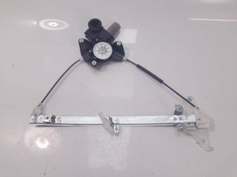 Recambio de elevalunas trasero derecho para toyota yaris cross (mxp_) 1.5 hybrid (mxpj10) referencia OEM IAM 698300D440  