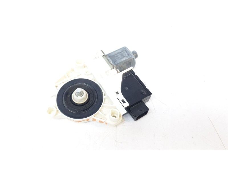 Recambio de elevalunas delantero izquierdo para jeep renegade limited 4x4 referencia OEM IAM C37722104  