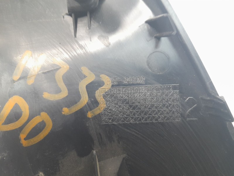 Recambio de moldura para yamaha mt-07 referencia OEM IAM BAT24122  