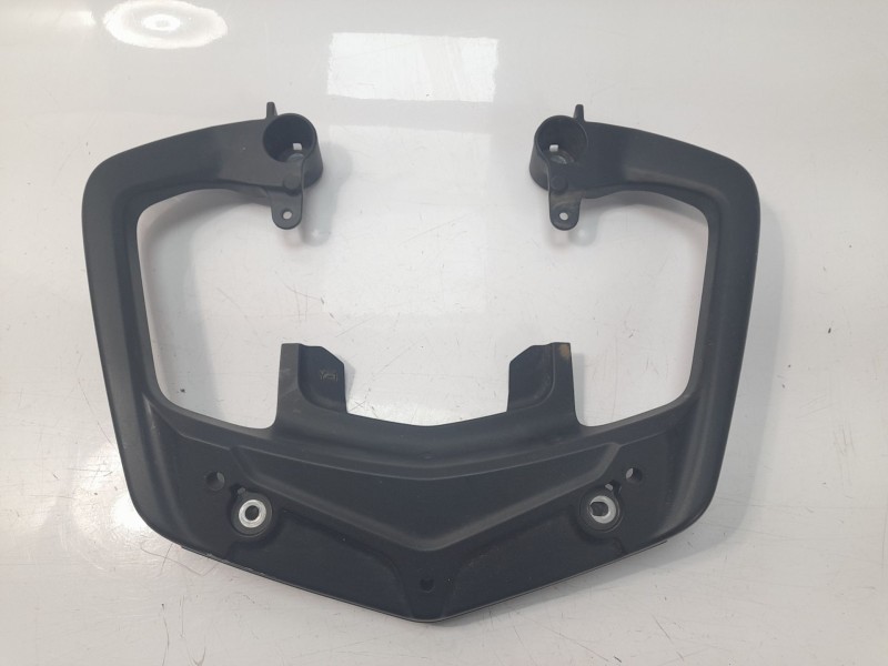 Recambio de portaequipajes para yamaha tracer 900 referencia OEM IAM B5U247730900  
