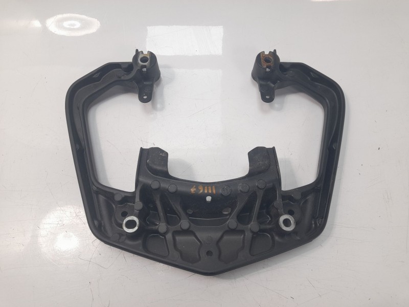 Recambio de portaequipajes para yamaha tracer 900 referencia OEM IAM B5U247730900  