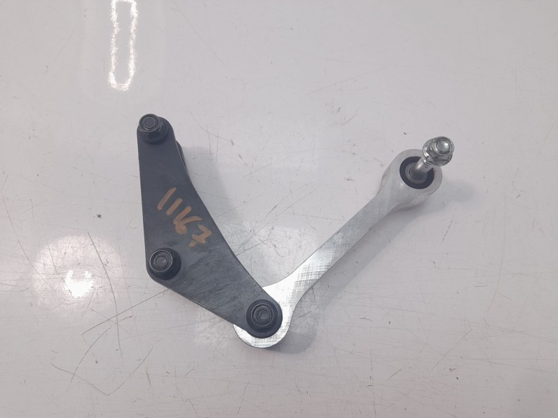 Recambio de bieleta estabilizadora trasera derecha para yamaha tracer 900 referencia OEM IAM B7N221730000  