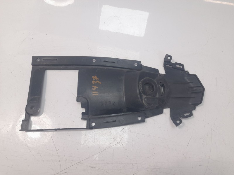 Recambio de moldura para yamaha mt-09 (7.2013) referencia OEM IAM BS2216510100  