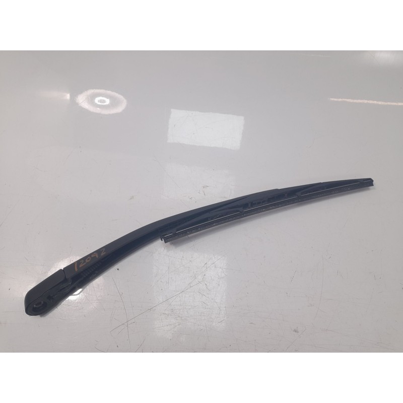 Recambio de brazo limpia trasero para mazda 2 hatchback (dl, dj) 1.5 skyactiv-g m hybrid referencia OEM IAM D09W67421  