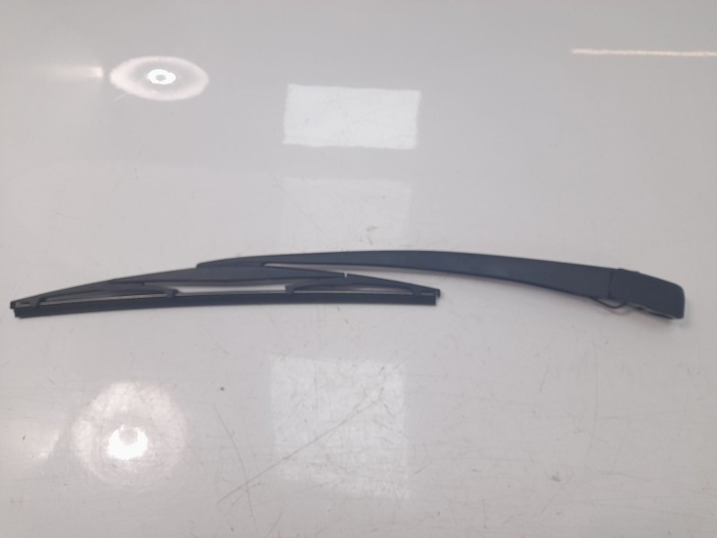 Recambio de brazo limpia trasero para mazda 2 hatchback (dl, dj) 1.5 skyactiv-g m hybrid referencia OEM IAM D09W67421  