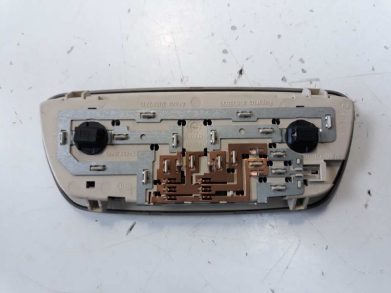Recambio de luz interior para volvo v50 familiar 2.0 d kinetic referencia OEM IAM 154448  