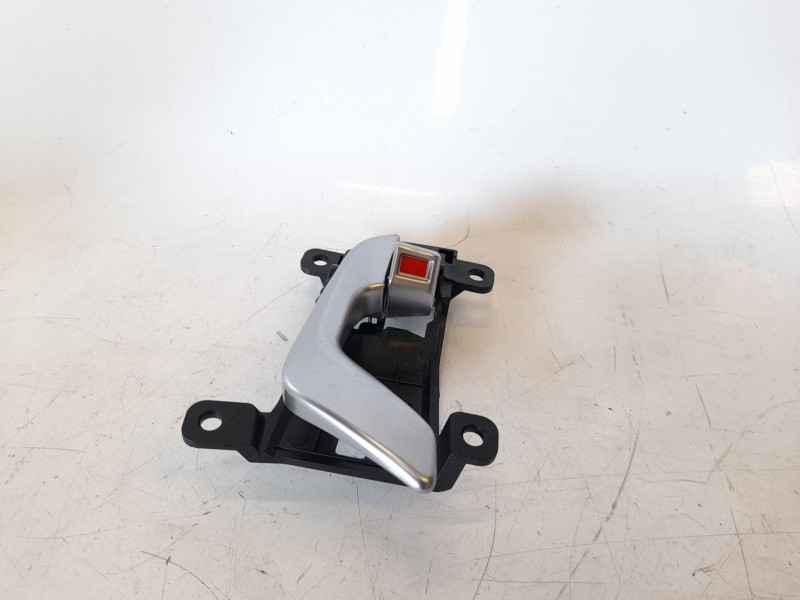 Recambio de maneta interior delantera izquierda para hyundai kona 1.0 tgdi cat referencia OEM IAM 82613J9000  