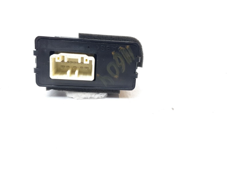 Recambio de modulo electronico para lexus xe2 is300h referencia OEM IAM 8597053060 0515004400 
